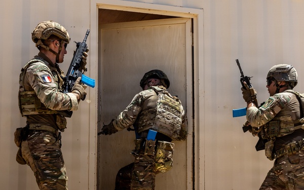 French Marines with 21st Marine Infantry Regiment conduct Range 220 at the Combat Center