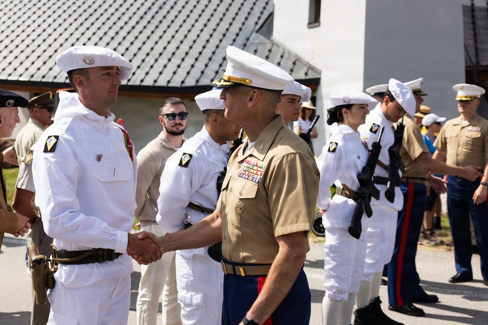 MARFOREUR/AF honors Marines who fought in France during WWII
