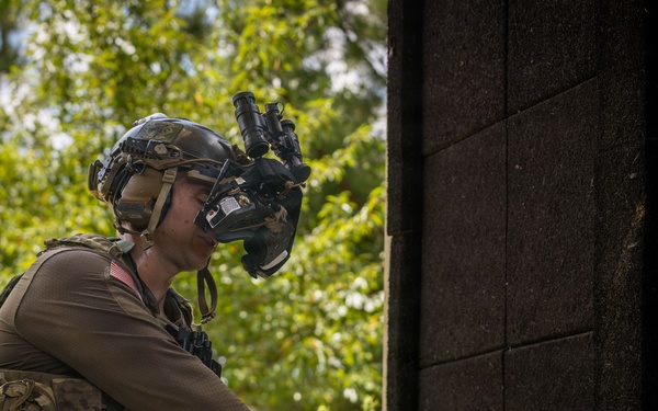 3rd Special Forces Group (Airborne) Integrates Multipurpose Canine and Drone Technology into Urban Operations