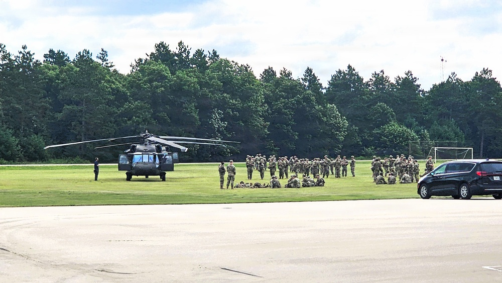 Wisconsin National Guard’s 1st Battalion, 147th Aviation Regiment completes busy July training support mission at Fort McCoy