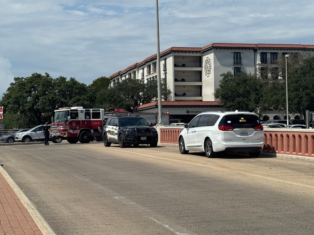 National Guard Soldier responds to car accident