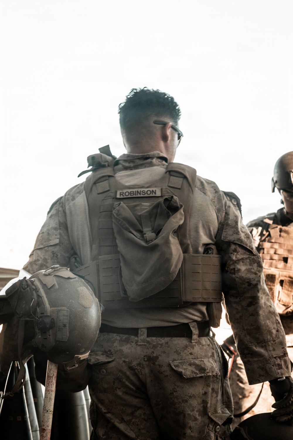 Marines with 3/11 conduct an observation shoot during SLTE 4-26