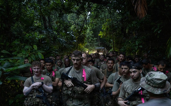 Green Inferno: LCF-24, V32 Jungle Course