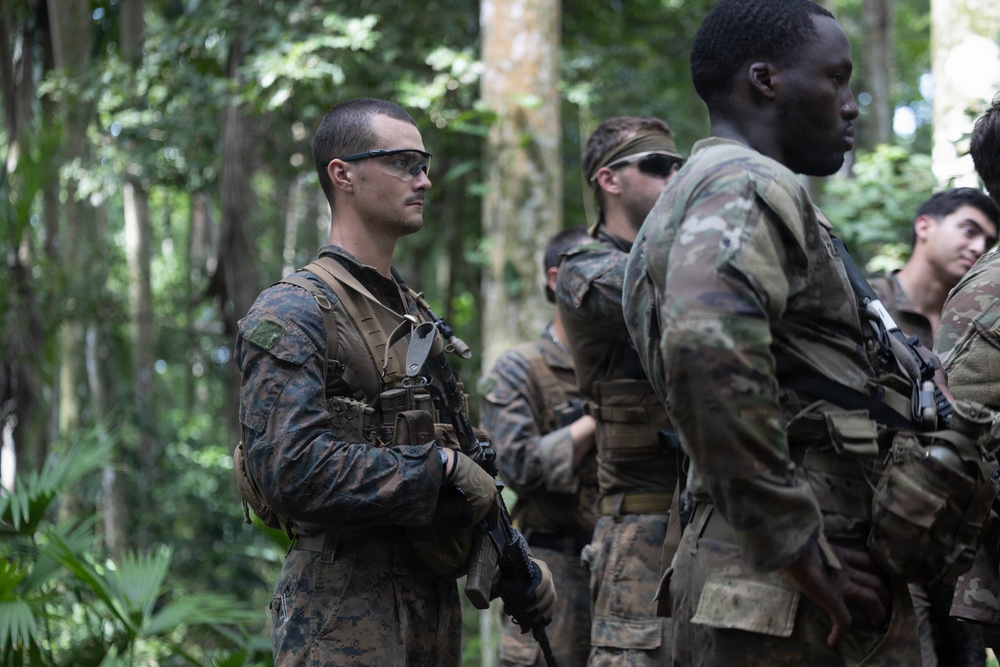 Green Inferno: LCF-24, V32 Jungle Course