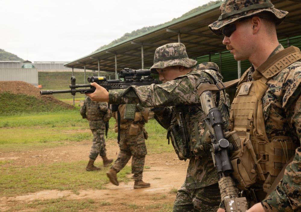 U.S. Marines Conduct Bilateral Marksmanship Skills During KMEP 26.2