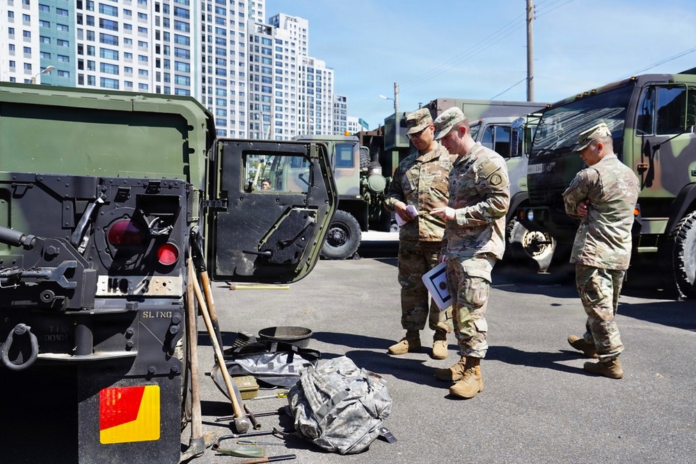 19th ESC Conducts Pre-Convoy Vehicle Readiness Inspection