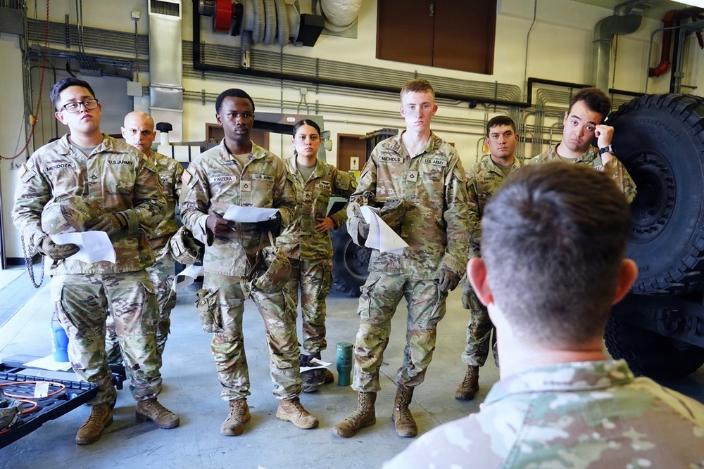 19th ESC Conducts Pre-Convoy Vehicle Readiness Inspection