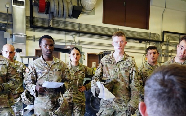 19th ESC Conducts Pre-Convoy Vehicle Readiness Inspection