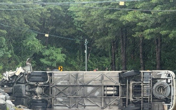 Ready beyond the mission: Airmen, Soldiers respond to roadside emergency