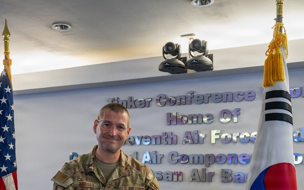 Ready beyond the mission: Airmen, Soldiers respond to roadside emergency
