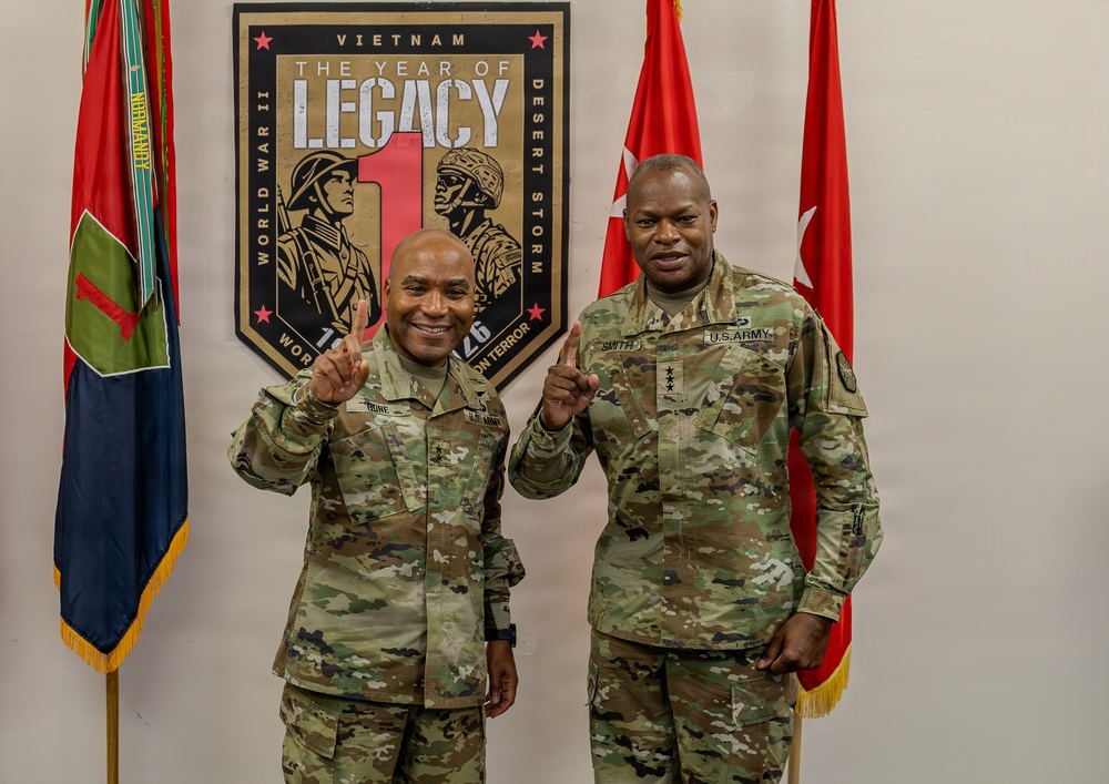 Task Force Danger Hosts IMCOM Commanding General During Poland Visit