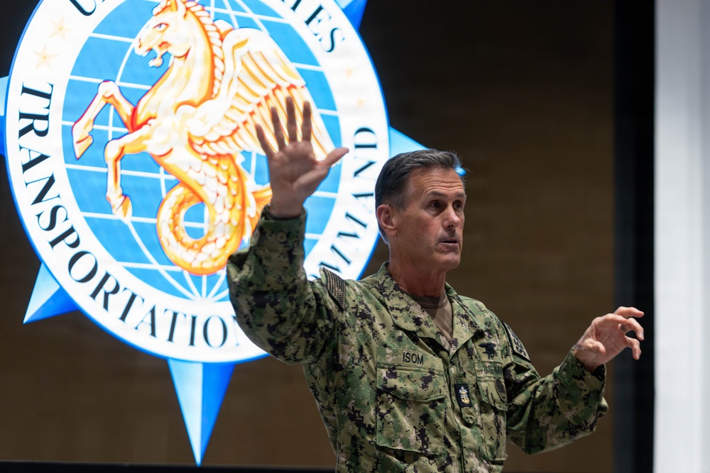 SEAC Visits Gateway at USTRANSCOM