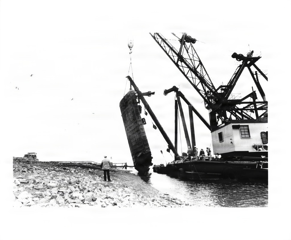 Barge 45 Response: Archival Images