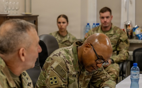 Senior Leader Engagement: 1st Infantry Division and 21st Theater Sustainment Command