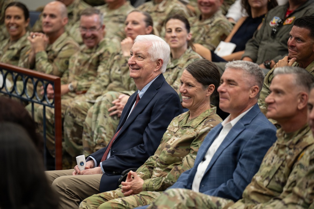 Walker retires from military service, concluding 35-year career