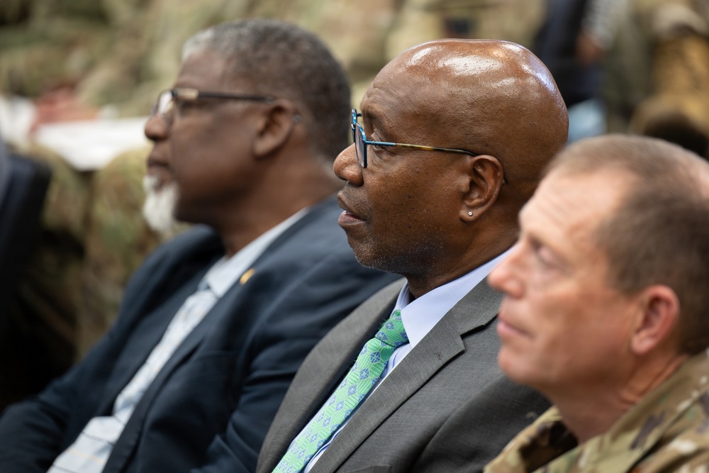 Walker retires from military service, concluding 35-year career