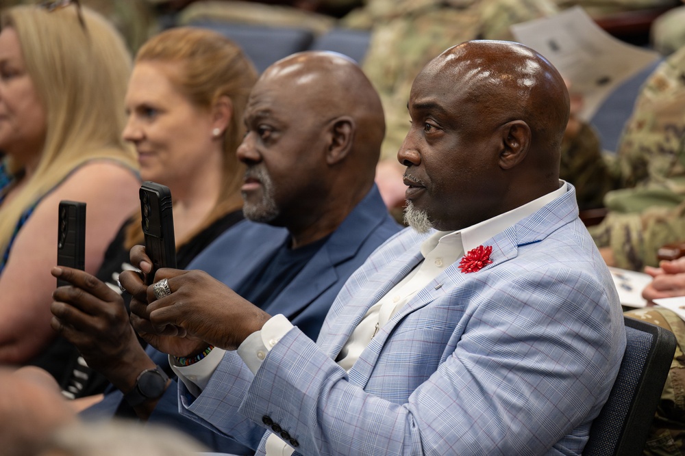 Walker retires from military service, concluding 35-year career
