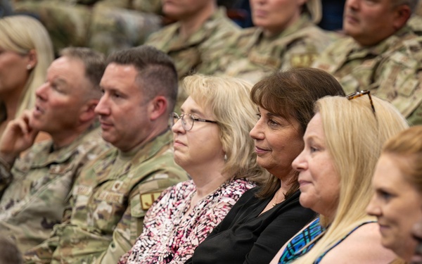 Walker retires from military service, concluding 35-year career