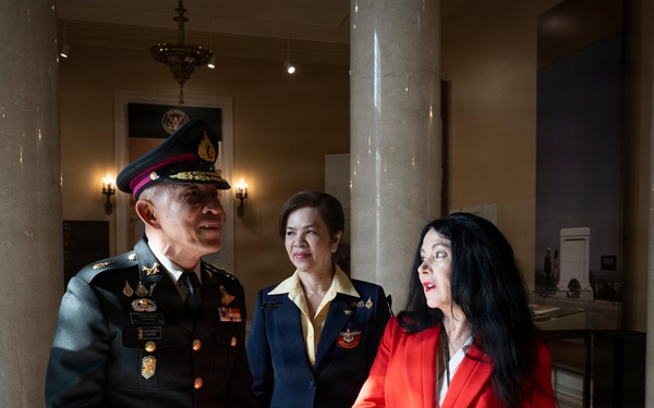 Permanent Secretary of Defense for Thailand Gen. Tharapong Malakam Visits ANC