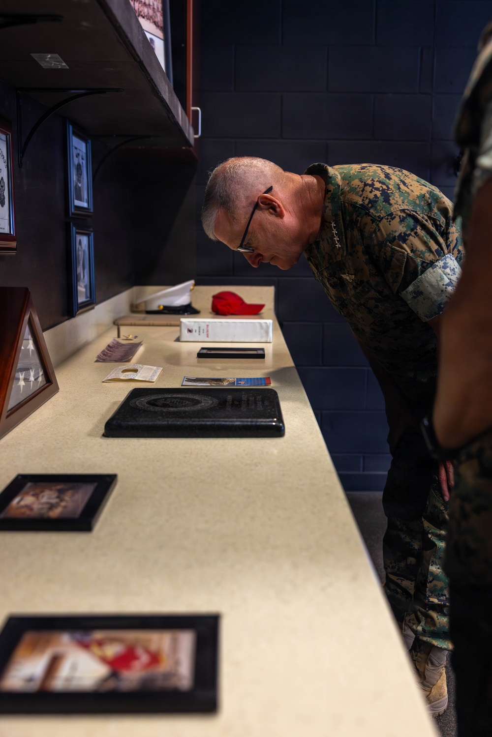 Assistant Commandant of the Marine Corps Visits Camp Lejeune Facilities