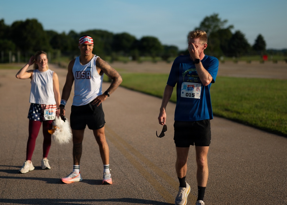 U.S. Airman run 5k in celebration of 250 years of The United States