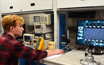 Navy bringing fiber optic repair in-house to expand fleet capability by 400 percent