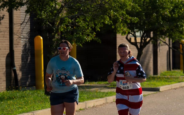 U.S. Airman run 5k in celebration of 250 years of The United States