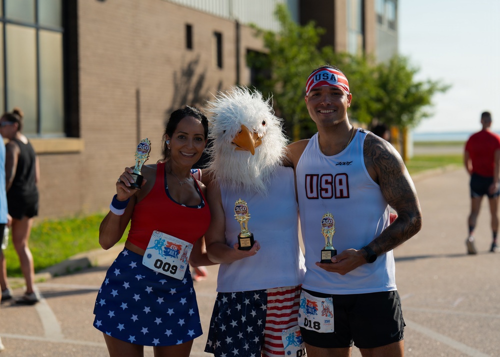 U.S. Airman run 5k in celebration of 250 years of The United States