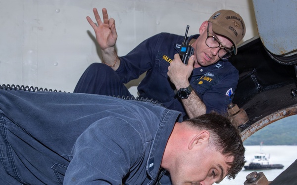 George Washington Sailors Conduct Anchoring Evolution