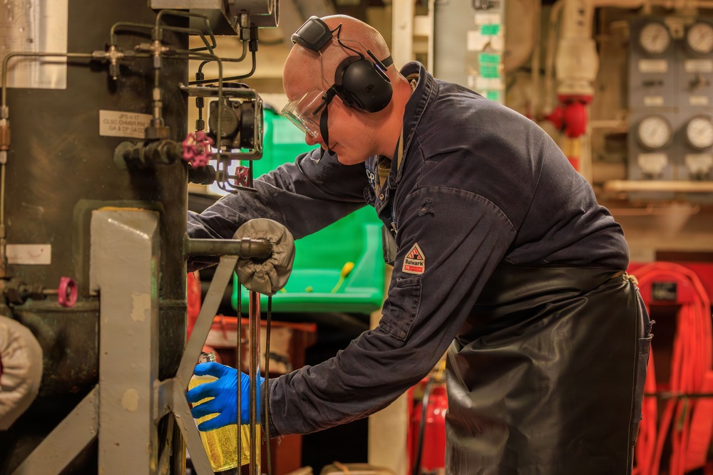 Fuel Testing aboard USS Gonzalez