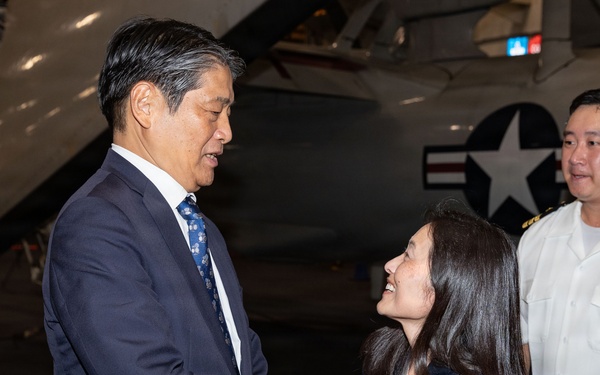 George Washington Hosts Big Top Reception