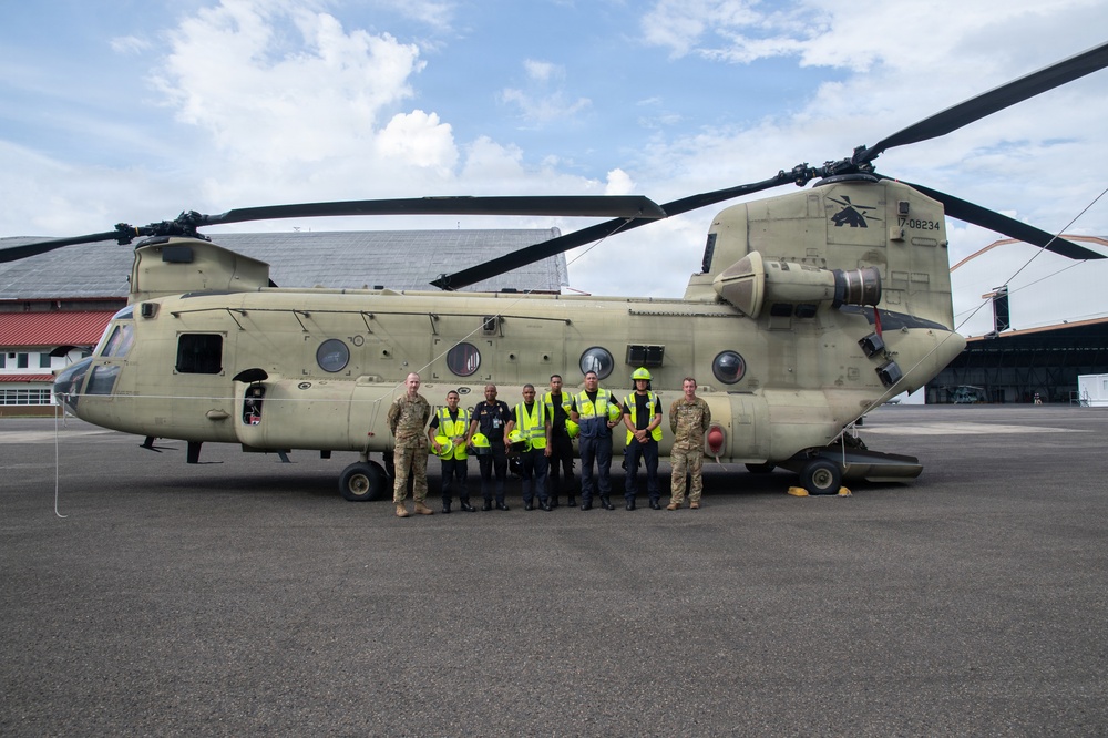 Panamanian firefighters receive CH-47 orientation during PANAMAX26