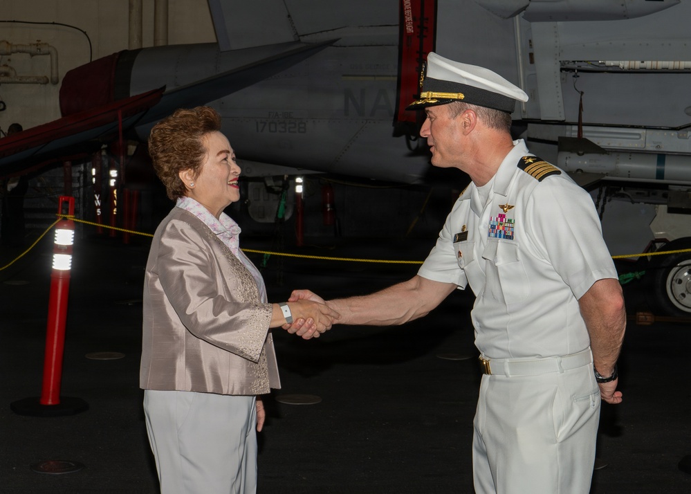 George Washington Hosts Big Top Reception