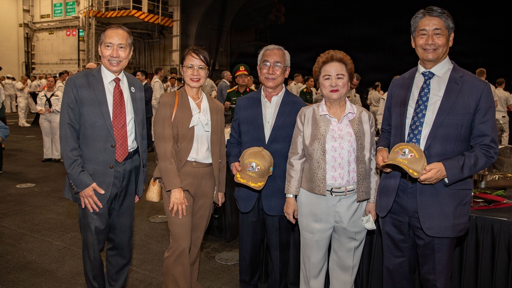 George Washington Hosts Big Top Reception