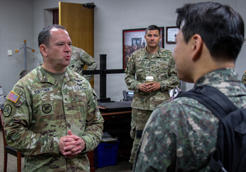 US Army General Kuettner meets with Republic of Korean Leadership.