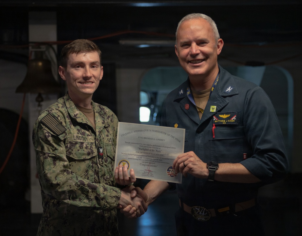 USS John C. Stennis (CVN 74) recognizes ETN2 Lindsey