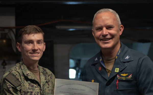 USS John C. Stennis (CVN 74) recognizes ETN2 Lindsey