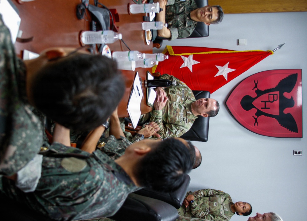 US Army General Kuettner meets with Republic of Korean Leadership.