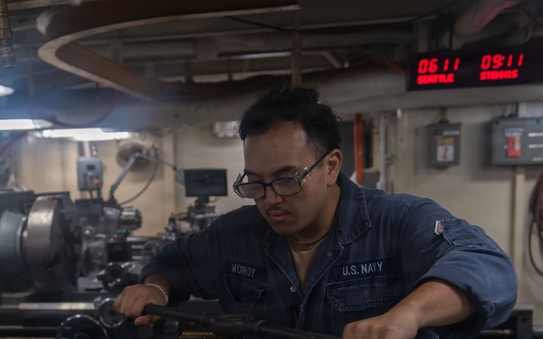 USS John C. Stennis (CVN 74) Daily Operations
