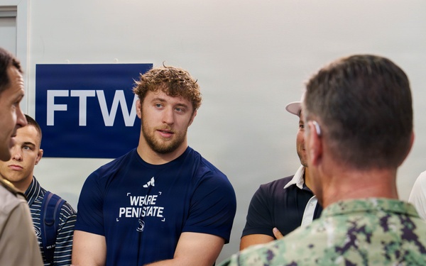 SEAC Hosts Penn State Wrestlers for Joint Force Grappling Session