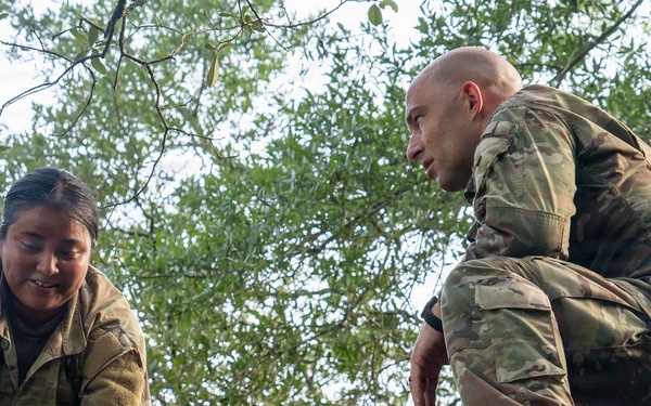 7th Special Forces Group (Airborne) shows skills at O-Course