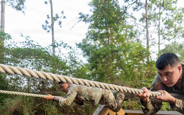 7th Special Forces Group (Airborne) shows skills at O-Course