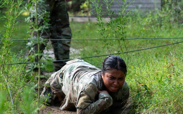 7th Special Forces Group (Airborne) shows skills at O-Course