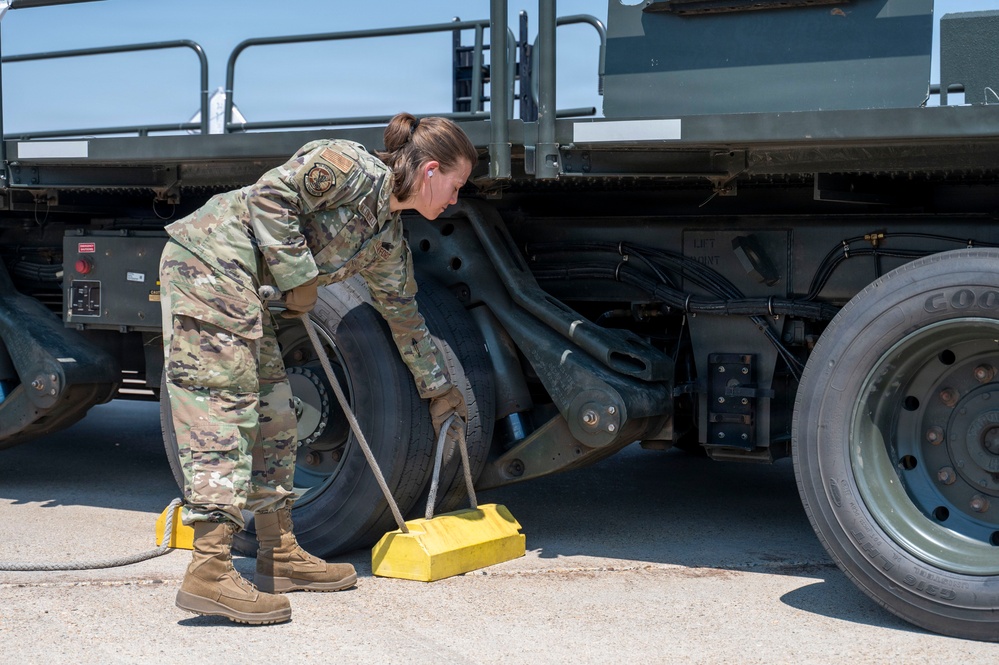 67th APS Supports Airlift Operations