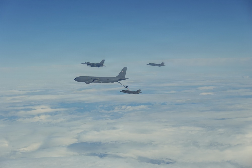 Joint Force Demonstrates Integrated Air, Land Capabilities for Arctic Homeland Defense