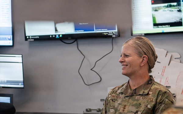 Lt. Gen. Hammerstedt visits Tinker AFB