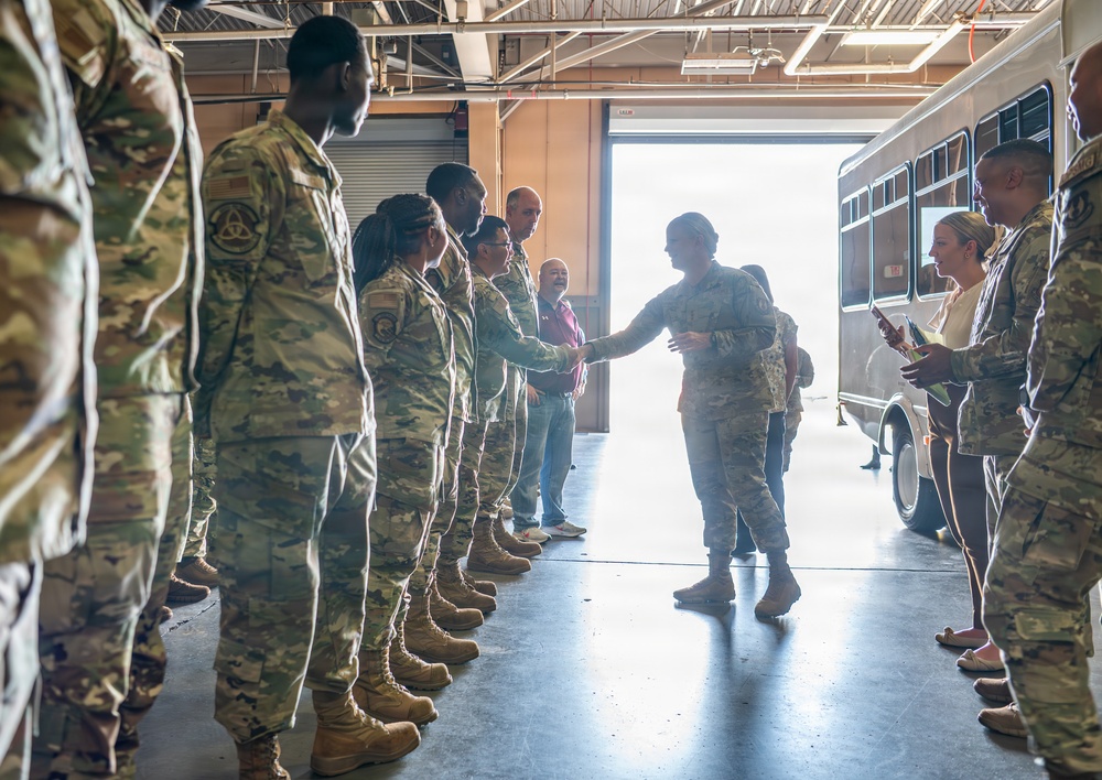 Lt. Gen. Hammerstedt visits Tinker AFB