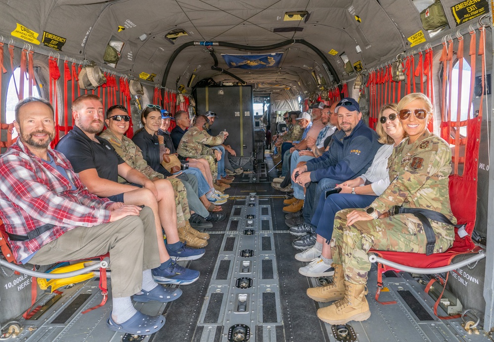 Boss Lift gives southern Oregon employers a look at Guard service
