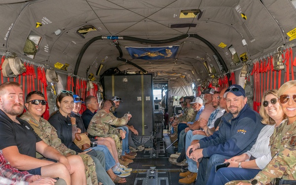 Boss Lift gives southern Oregon employers a look at Guard service