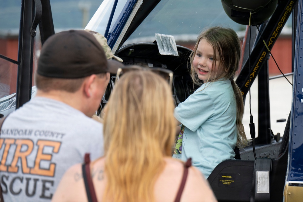 1HS flies out for National Night Out in Virginia